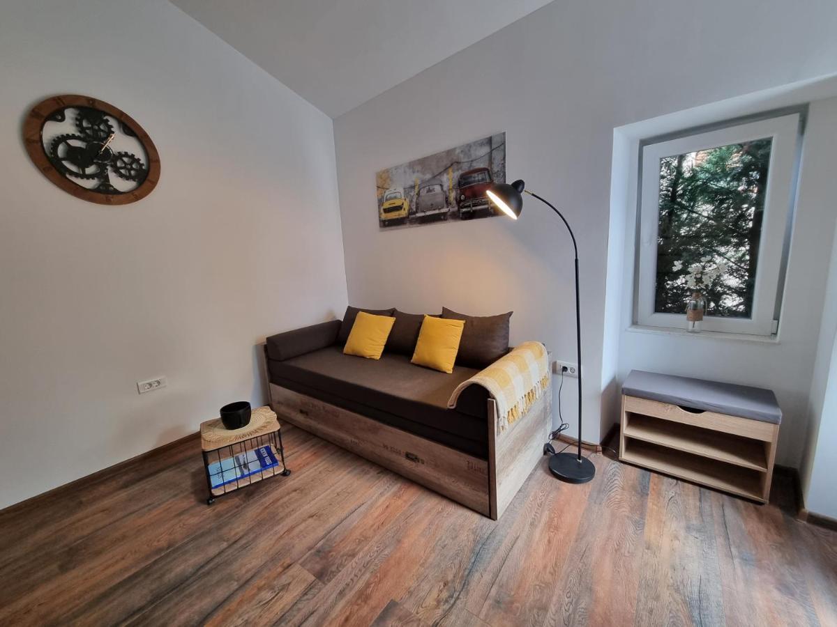 Retro Chic Studio Pula Exterior photo