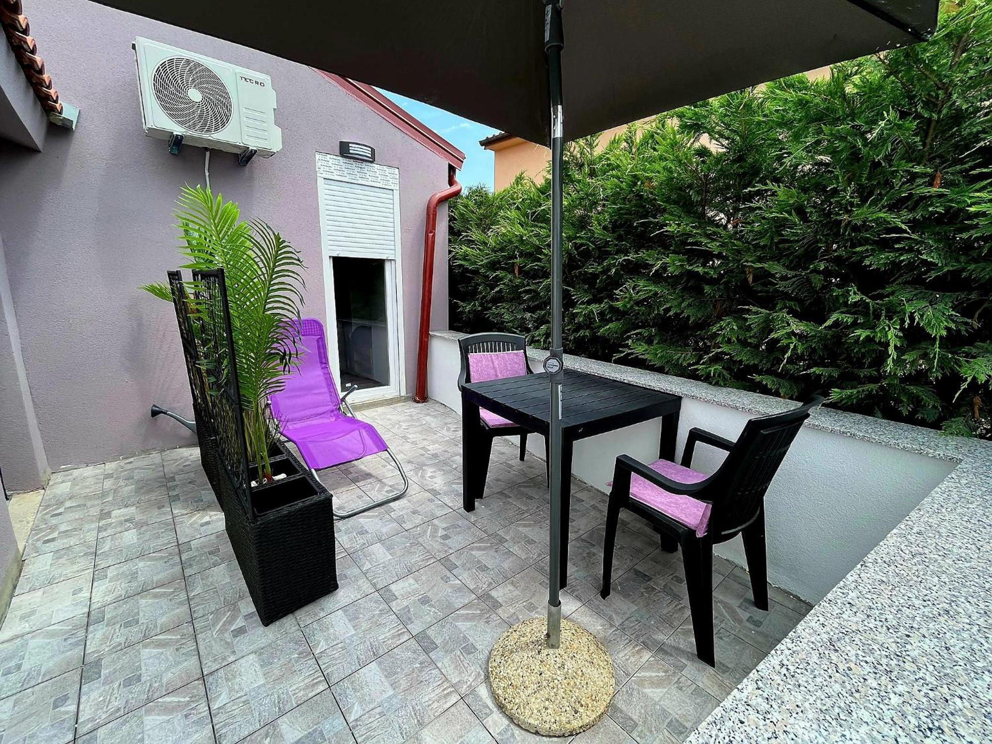 Retro Chic Studio Pula Exterior photo